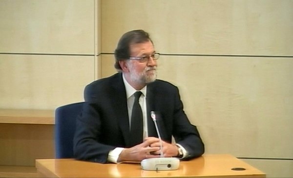 En el día de hoy el Presidente del Gobierno Mariano Rajoy ha acudido como testigo ante la Audiencia Nacional a declarar sobre la financiación ilegal del Partido Popular. Esta declaración…