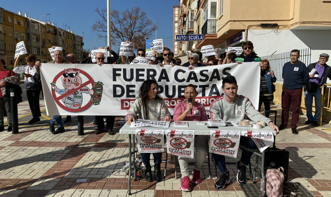  
El sábado 15 de febrero se organizó en Málaga una concentración contra las casas de apuestas de la que el PCOE fue partícipe, en consonancia con los movimientos populares de…